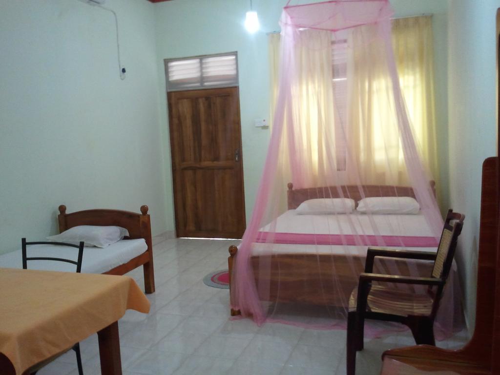 Tissa Resort Tissamaharama Cameră foto